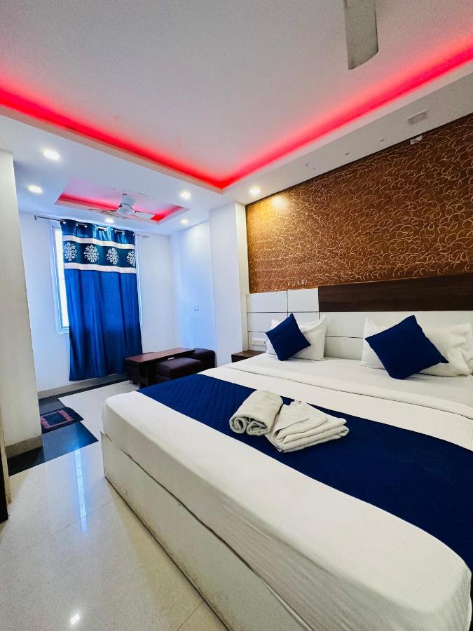 Palm Majestic At Airport Hotell New Delhi Eksteriør bilde