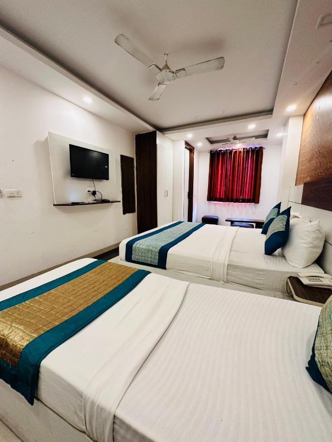 Palm Majestic At Airport Hotell New Delhi Eksteriør bilde