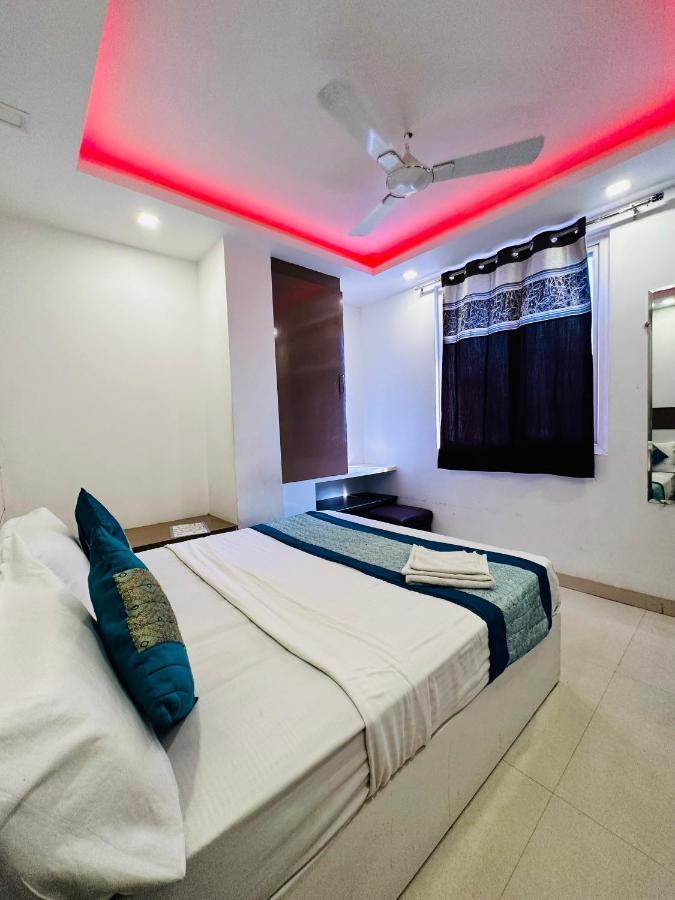 Palm Majestic At Airport Hotell New Delhi Eksteriør bilde
